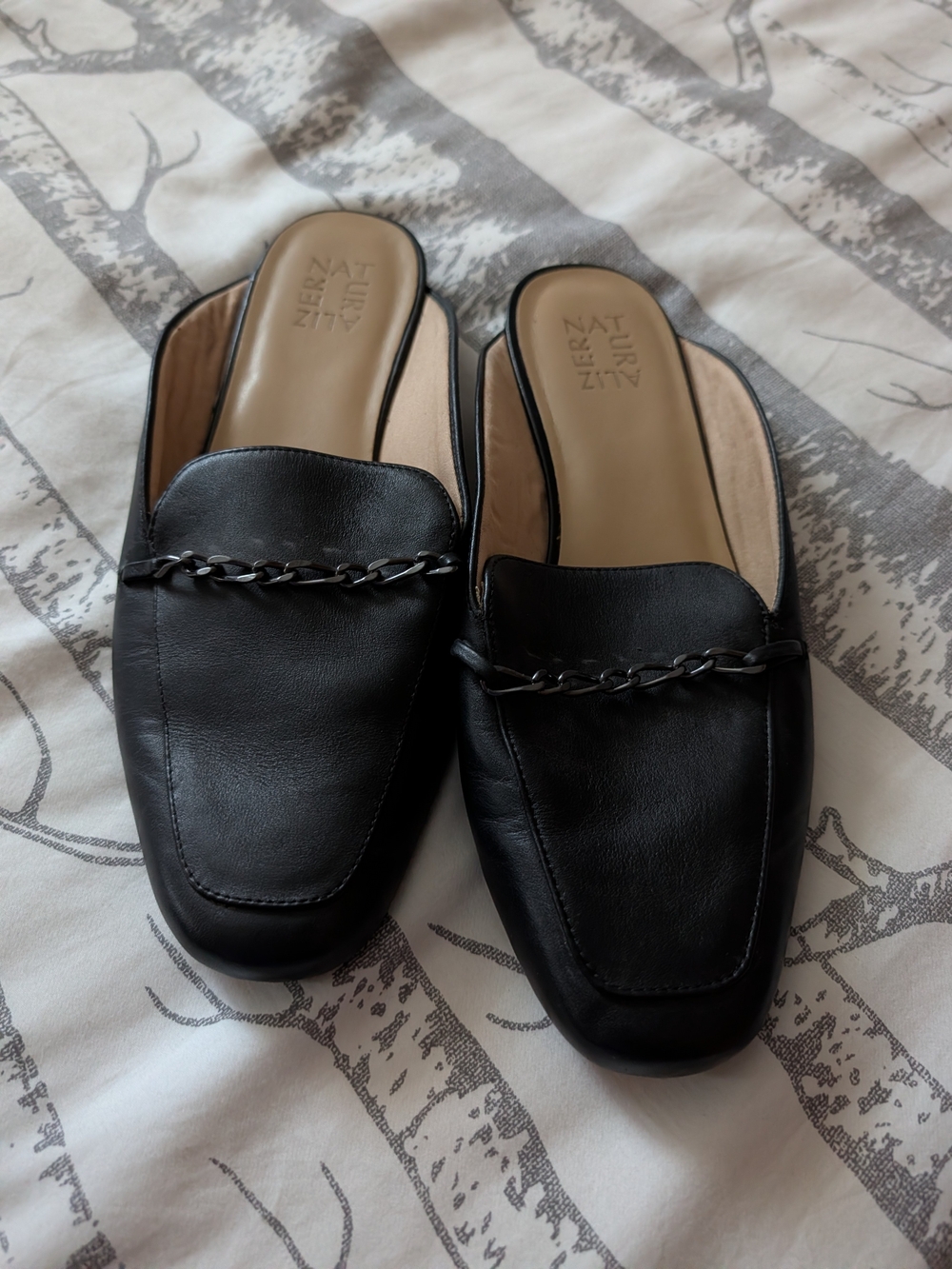 Naturalizer Black Leather Slip-On Chain-Trim Mules